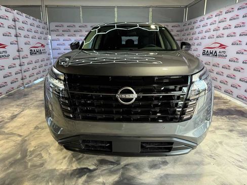 Used 2026 Nissan Pathfinder SV FWD image 2