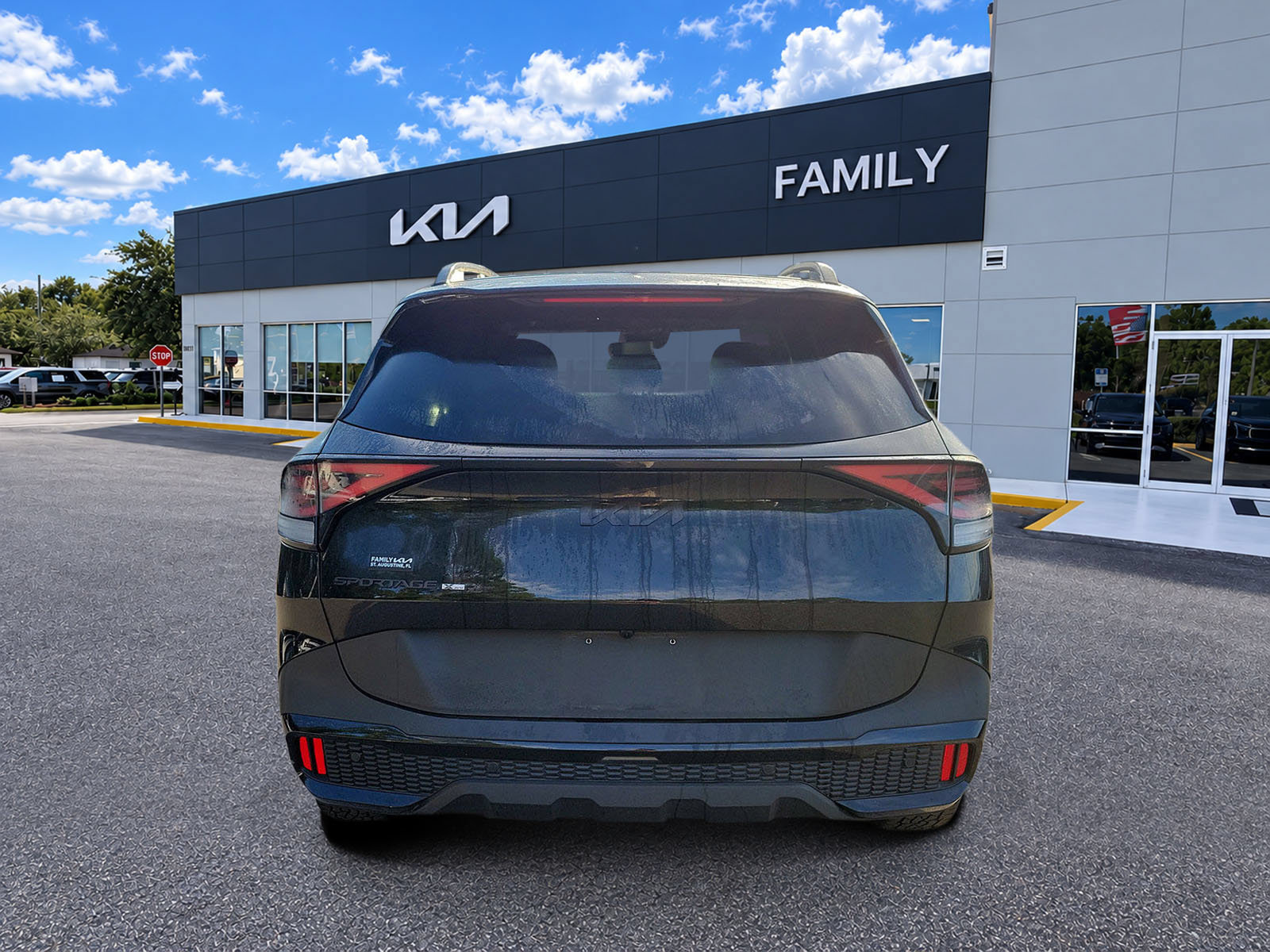 Certified 2025 Kia Sportage X-Pro Prestige AWD/4WD image 4
