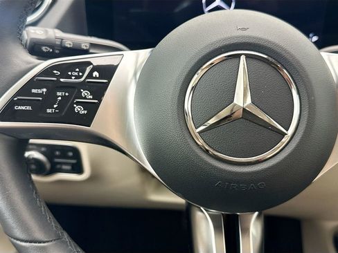 Certified 2026 Mercedes-Benz GLA 250 image 11