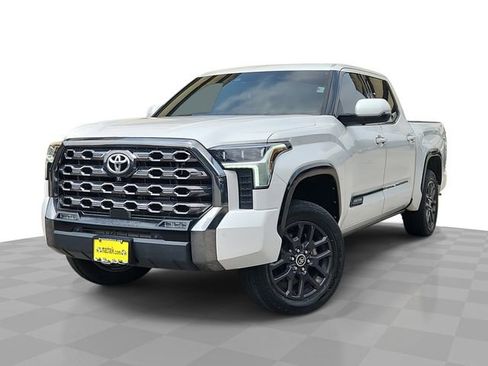 Used 2022 Toyota Tundra Platinum w/ Advanced Package AWD/4WD image 1