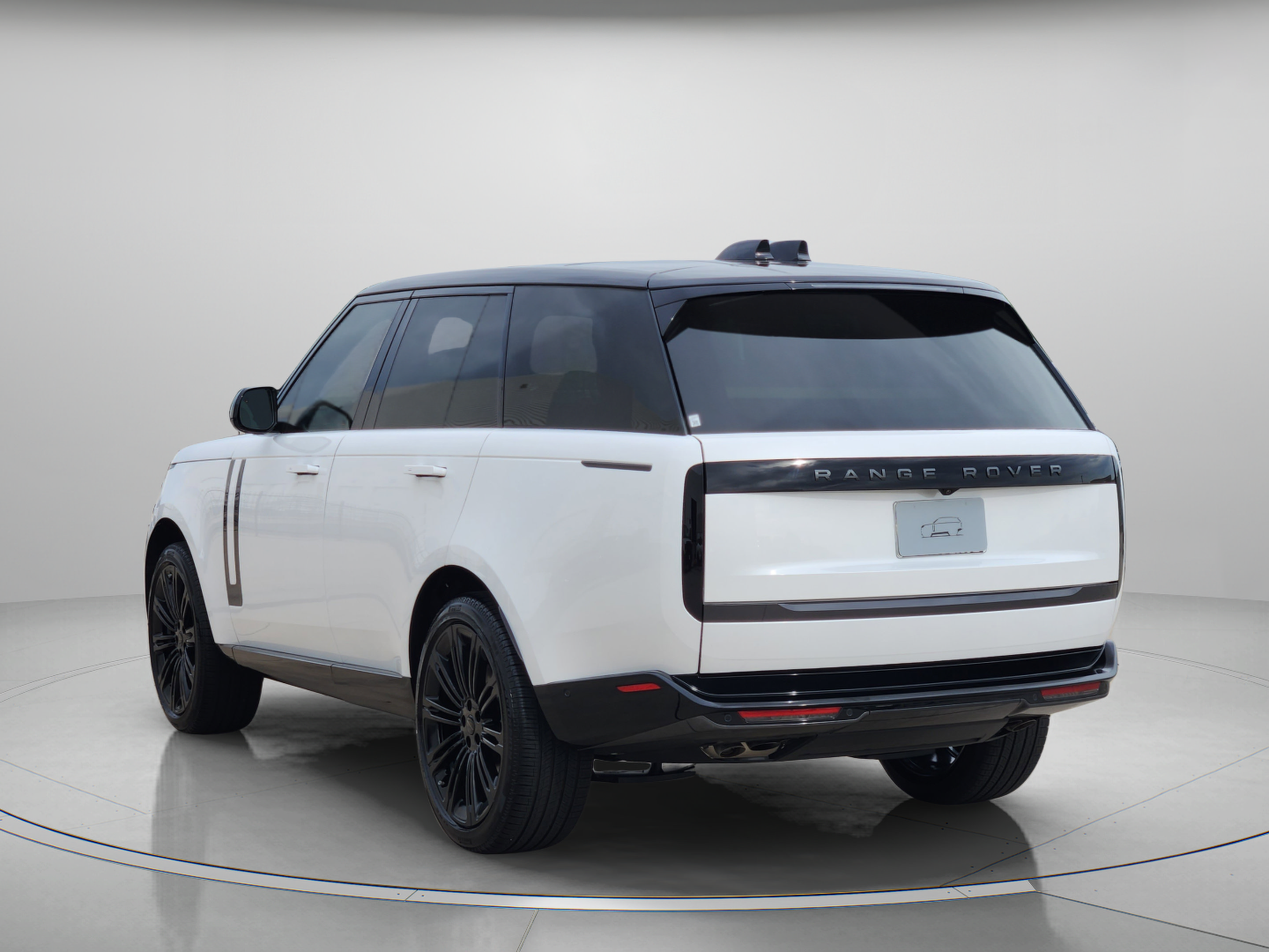 New 2026 Land Rover Range Rover SE AWD/4WD image 3