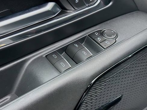 New 2025 Chevrolet Silverado EV RST image 19