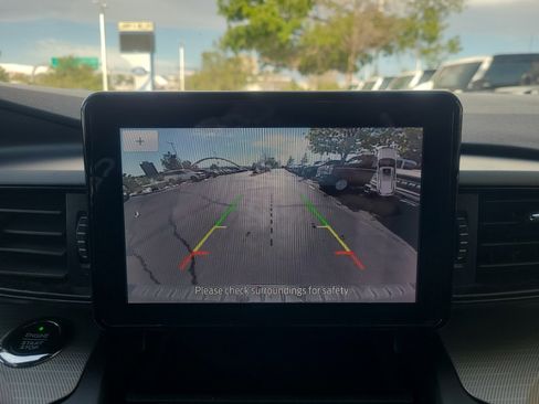 Used 2020 Ford Explorer XLT AWD/4WD image 28