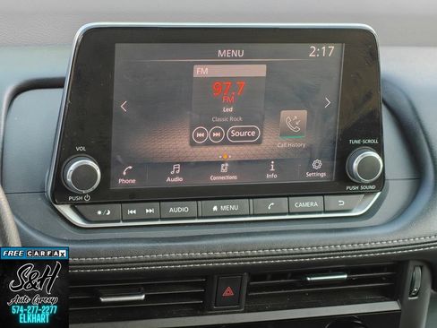 Used 2021 Nissan Rogue S AWD/4WD image 7