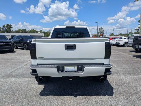 Used 2017 Chevrolet Silverado 1500 LT w/ All Star Edition AWD/4WD image 5