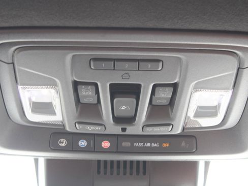 Used 2024 GMC Sierra 1500 Denali Ultimate image 23