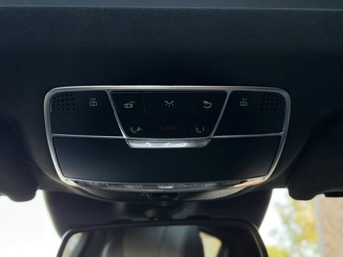 Used 2015 Mercedes-Benz S 63 AMG 4MATIC Sedan image 39