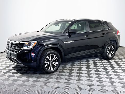 Used 2025 Volkswagen Atlas Cross Sport SE AWD/4WD image 4