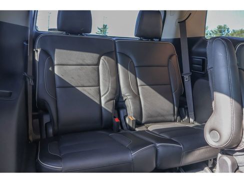 Used 2019 GMC Acadia Denali image 19