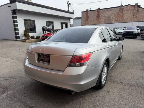 Used 2009 Honda Accord LX-P image 3