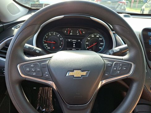 Used 2024 Chevrolet Malibu LS FWD image 19