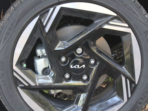 New 2026 Kia K4 EX FWD image 17