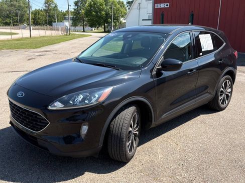 Used 2022 Ford Escape SEL w/ SEL Stealth AWD Package image 16