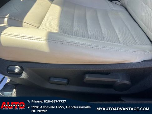Used 2013 Ford Mustang Premium RWD image 24