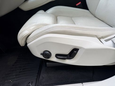 Used 2020 Volvo XC90 T8 Inscription image 14