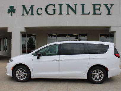 Certified 2024 Chrysler Pacifica Touring-L