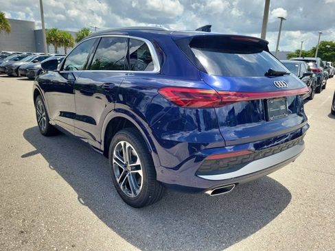Certified 2025 Audi Q5 Premium w/ Convenience Package AWD/4WD image 5