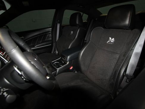 Used 2023 Dodge Charger Scat Pack image 4