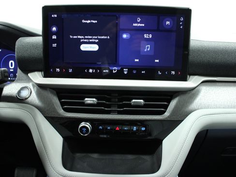 New 2026 Ford Explorer Platinum w/ LUX Leather Package image 23