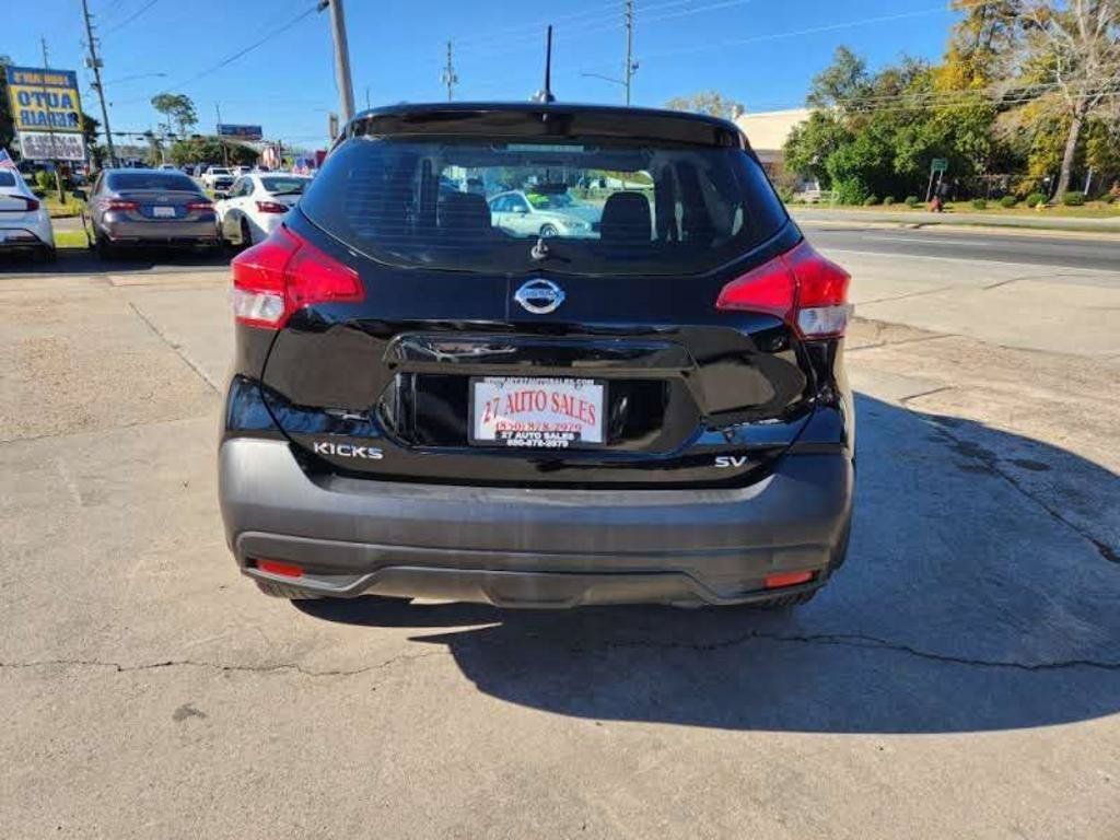Used 2019 Nissan Kicks SV w/ Interior Electronics Package FWD image 6
