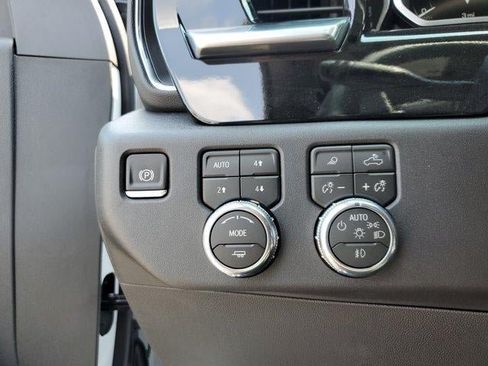 New 2026 GMC Sierra 1500 Elevation w/ Elevation Premium Package AWD/4WD image 30
