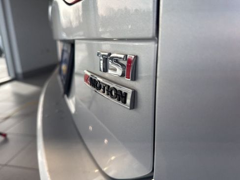 Used 2017 Volkswagen Golf Alltrack SE image 9