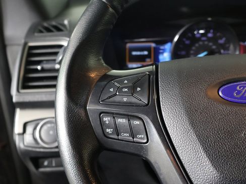 Used 2019 Ford Explorer XLT w/ Equipment Group 202A image 42