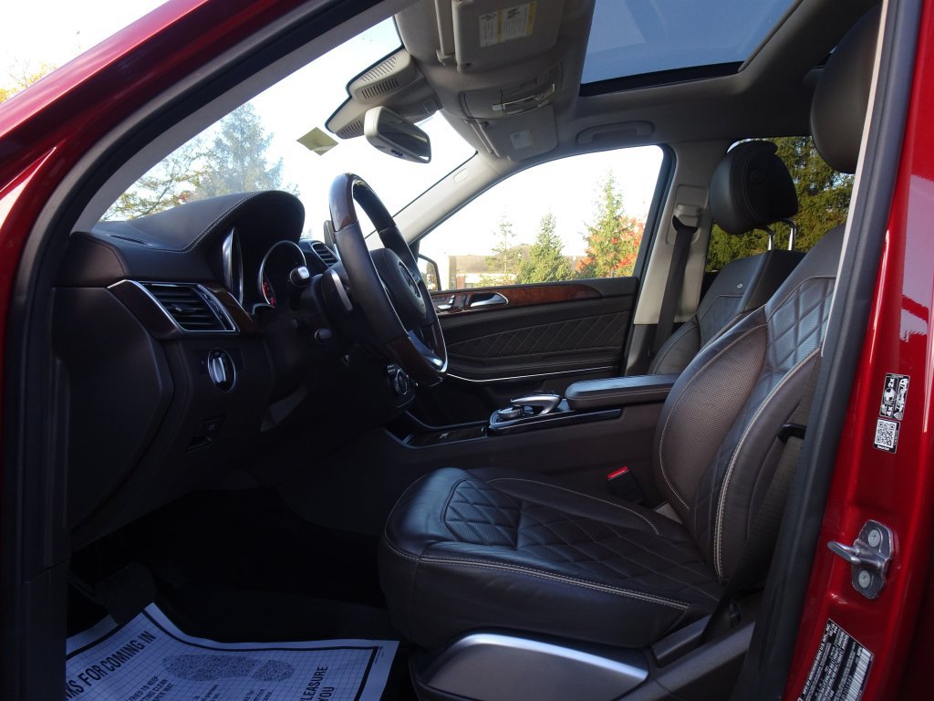 Used 2018 Mercedes-Benz GLS 550 4MATIC image 8