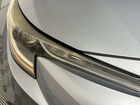 Used 2022 Toyota Corolla LE image 9