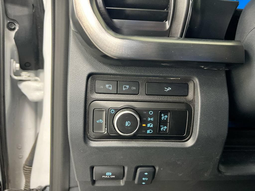 Used 2024 Ford F250 Lariat AWD/4WD image 19