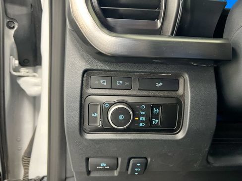 Used 2024 Ford F250 Lariat AWD/4WD image 19