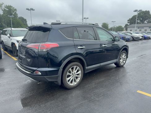 Used 2018 Toyota RAV4 Limited w/ Advanced Technology Package AWD/4WD image 4