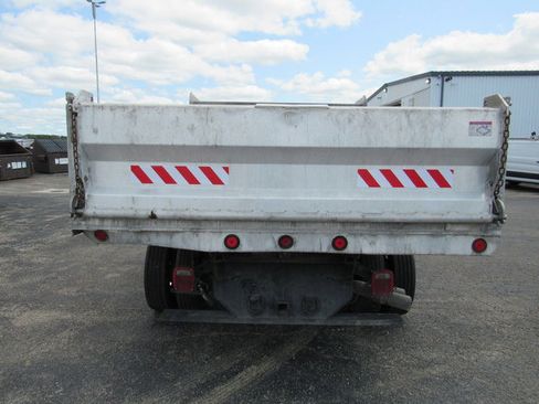 Used 2018 Ford F550 4x4 Regular Cab Super Duty image 4