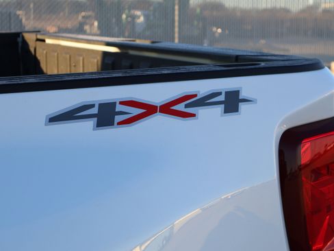 Used 2023 Chevrolet Silverado 3500 LTZ w/ LTZ Texas Edition image 5