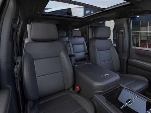 New 2026 GMC Yukon Denali w/ Denali Reserve Package AWD/4WD image 16