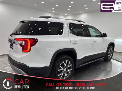 Used 2023 GMC Acadia SLE w/ Driver Convenience Package FWD image 7