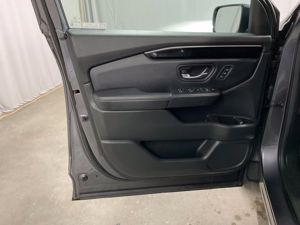 Used 2024 Honda Pilot EX-L image 23