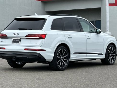 Used 2021 Audi Q7 3.0T Prestige AWD/4WD image 2