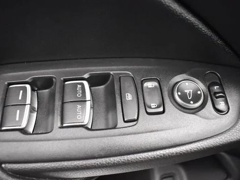 Used 2021 Honda Accord EX-L image 21