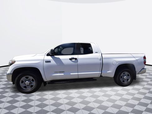 Used 2020 Toyota Tundra SR5 RWD image 2