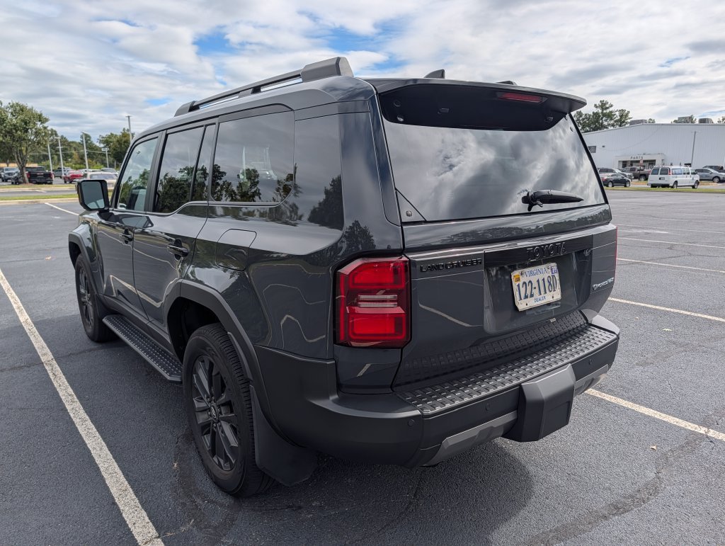 Used 2024 Toyota Land Cruiser w/ Premium Package AWD/4WD image 27