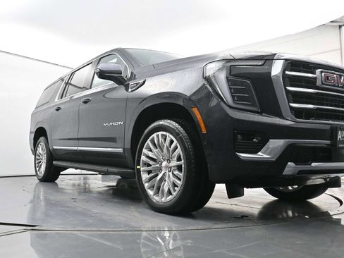 New 2026 GMC Yukon XL Elevation image 16