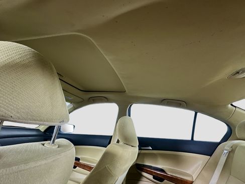 Used 2012 Honda Accord EX image 25