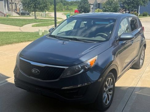 Used 2014 Kia Sportage LX FWD image 2
