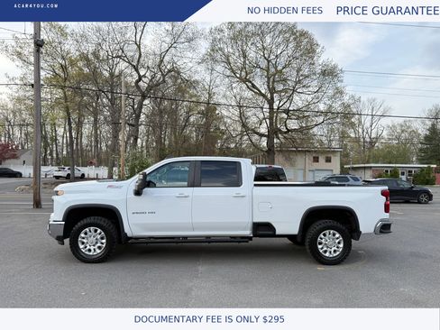 Used 2024 Chevrolet Silverado 2500 LT w/ All Star Edition AWD/4WD image 3