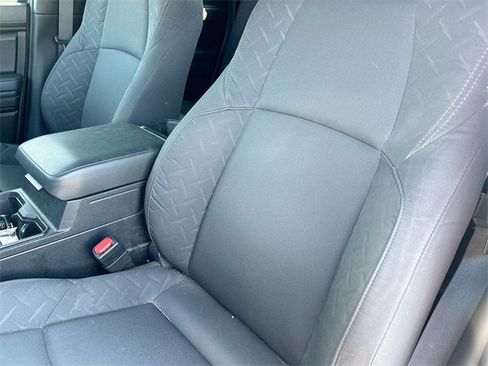 Used 2024 Toyota Tacoma SR image 15