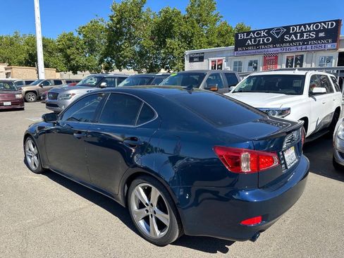 Used 2011 Lexus IS 250 w/ Premium Pkg Value Edition RWD image 8
