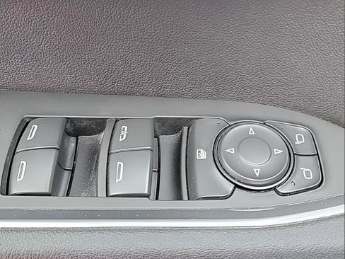 Used 2026 Chevrolet Silverado 1500 LT Trail Boss w/ Convenience Package II image 14