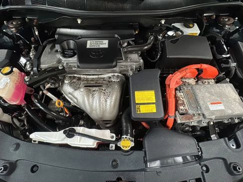 Used 2012 Toyota Camry XLE w/ Convenience Pkg FWD image 22