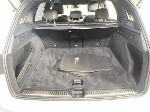 Used 2021 Mercedes-Benz GLC 300 4MATIC image 25
